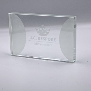 EXPRESS GLASS AWARD  - 126MM (15MM THICK) - AVAILABLE IN 3 SIZES